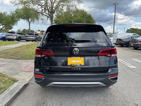 Used 2024 Volkswagen Taos SE image 6