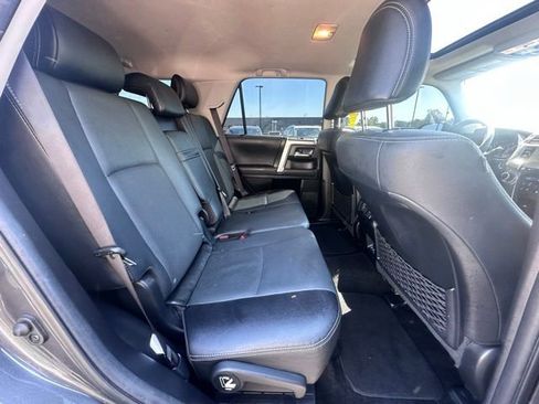 Used 2022 Toyota 4Runner Limited AWD/4WD image 33