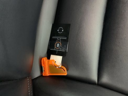 Used 2022 Tesla Model 3 Performance image 42