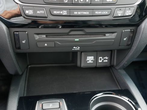 Used 2022 Honda Pilot Touring image 20