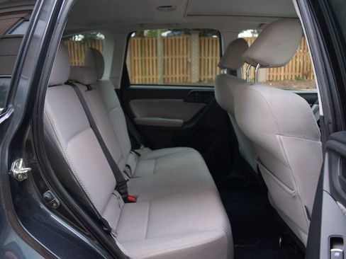 Used 2018 Subaru Forester 2.5i Premium image 30