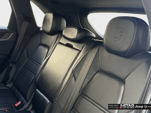 Used 2026 Porsche Cayenne Turbo w/ Technology Package AWD/4WD image 24
