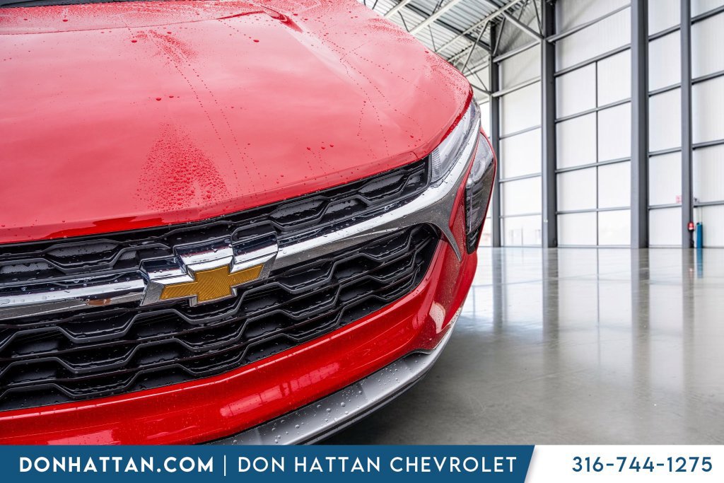 New 2026 Chevrolet Trax LT w/ LT Convenience Package FWD image 33