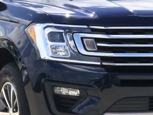 Used 2021 Ford Expedition XLT RWD image 7