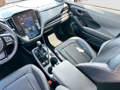 Used 2024 Subaru Crosstrek 2.5i Limited AWD/4WD image 24