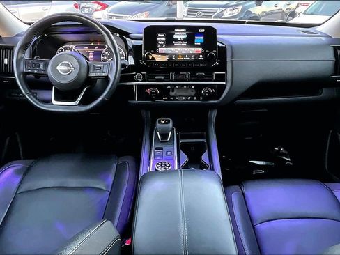 Used 2022 Nissan Pathfinder SL image 19