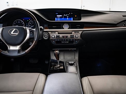 Used 2015 Lexus ES 350 image 31
