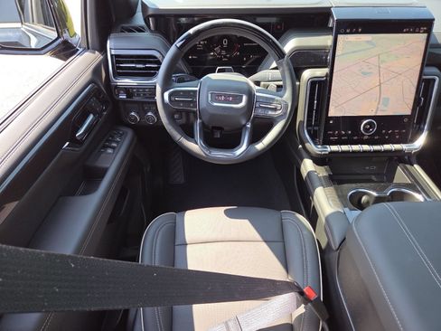 New 2026 GMC Yukon Elevation w/ Elevation Premium Package RWD image 32