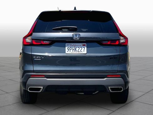 Used 2025 Honda CR-V Sport image 4