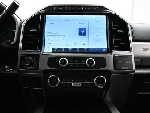 Used 2022 Ford F250 Lariat w/ Tremor Off-Road Package image 16