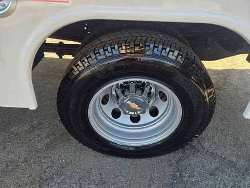 Used 2025 Chevrolet Silverado 3500 LT w/ Convenience Package image 28