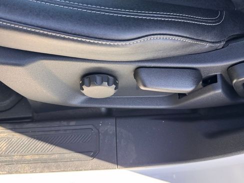 New 2025 Ford Bronco Badlands image 18