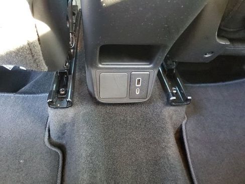 Certified 2022 Buick Encore GX Preferred w/ Cold Weather Comfort Package image 27