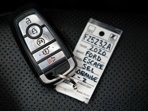 Used 2020 Ford Escape SEL image 34