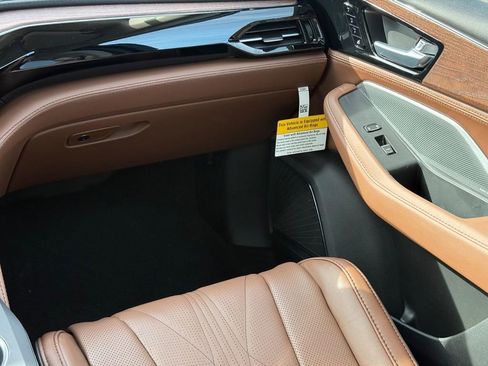 New 2026 Acura MDX w/ Advance Package AWD/4WD image 10