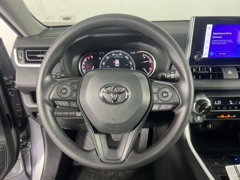 Used 2024 Toyota RAV4 XLE w/ Convenience Package FWD image 15