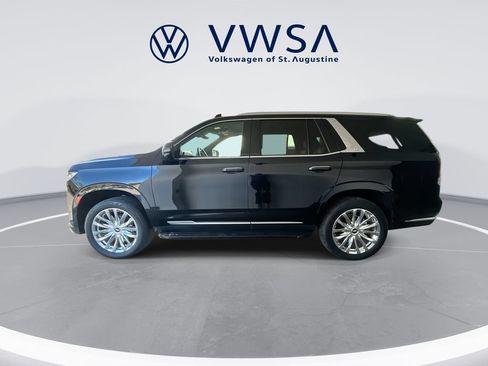 Used 2024 Cadillac Escalade Premium Luxury RWD image 4