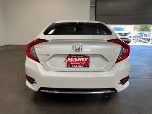 Used 2019 Honda Civic EX image 4