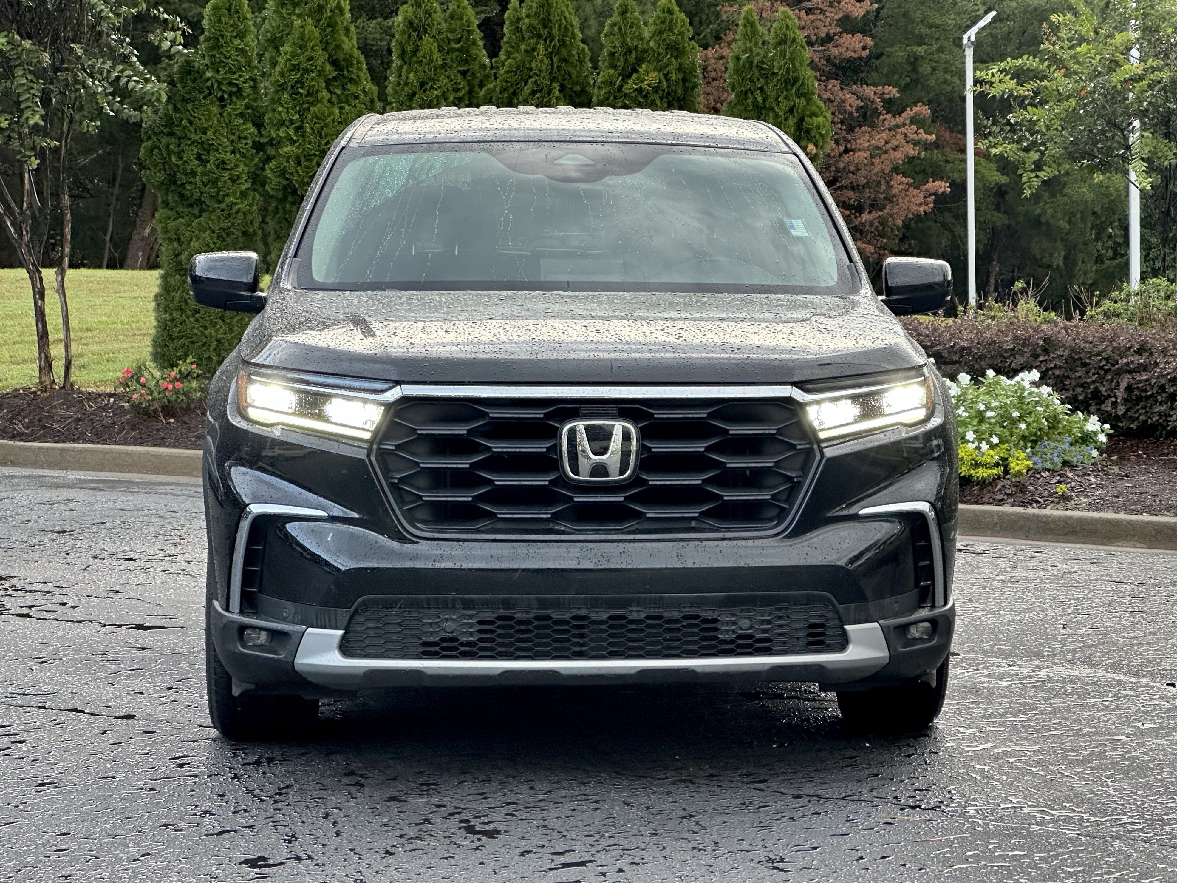 Used 2024 Honda Pilot EX-L image 3