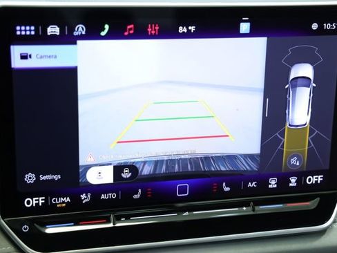 New 2026 Volkswagen Tiguan SE R-Line FWD image 19