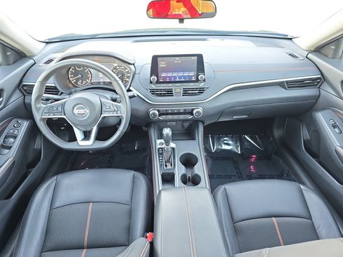 Used 2022 Nissan Altima 2.5 SR image 9