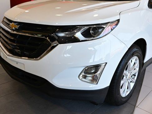 Used 2019 Chevrolet Equinox LT image 9