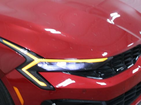 Used 2025 Kia K5 LXS image 12