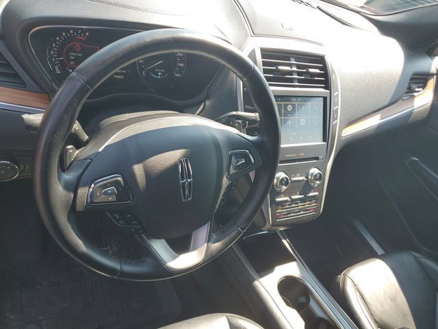 Used 2018 Lincoln MKC Select w/ Select Plus Package AWD/4WD image 19