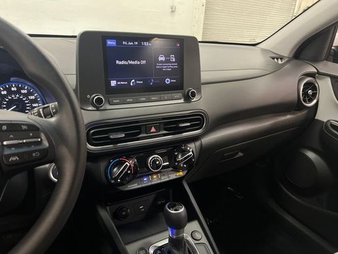 Used 2022 Hyundai Kona SEL AWD/4WD image 18