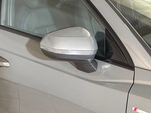 New 2025 Audi Q3 2.0T Premium image 14