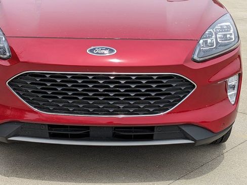 Used 2021 Ford Escape Titanium AWD/4WD image 9
