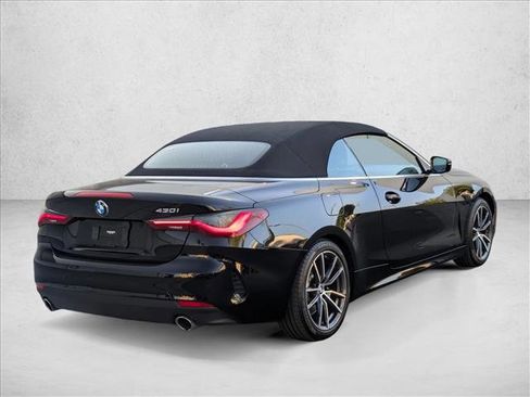 Used 2023 BMW 430i Convertible w/ Premium Package image 5