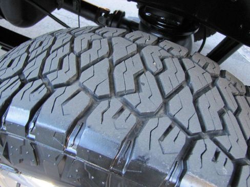 Used 2015 Ford F250 Lariat w/ Lariat Ultimate Package image 31