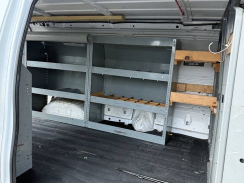Used 2011 Ford E-250 and Econoline 250 w/ PWR Group RWD image 16
