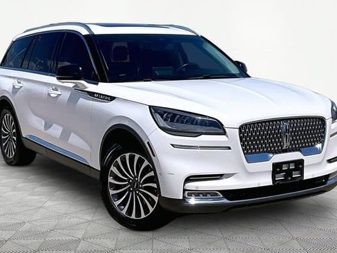 Used 2020 Lincoln Aviator Reserve w/ Equipment Group 201A AWD/4WD image 11