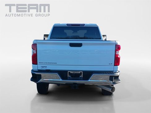 Used 2024 Chevrolet Silverado 2500 LT image 6