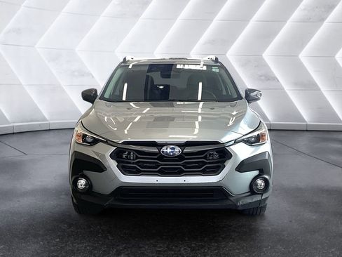 Used 2024 Subaru Crosstrek 2.0i Premium AWD/4WD image 2