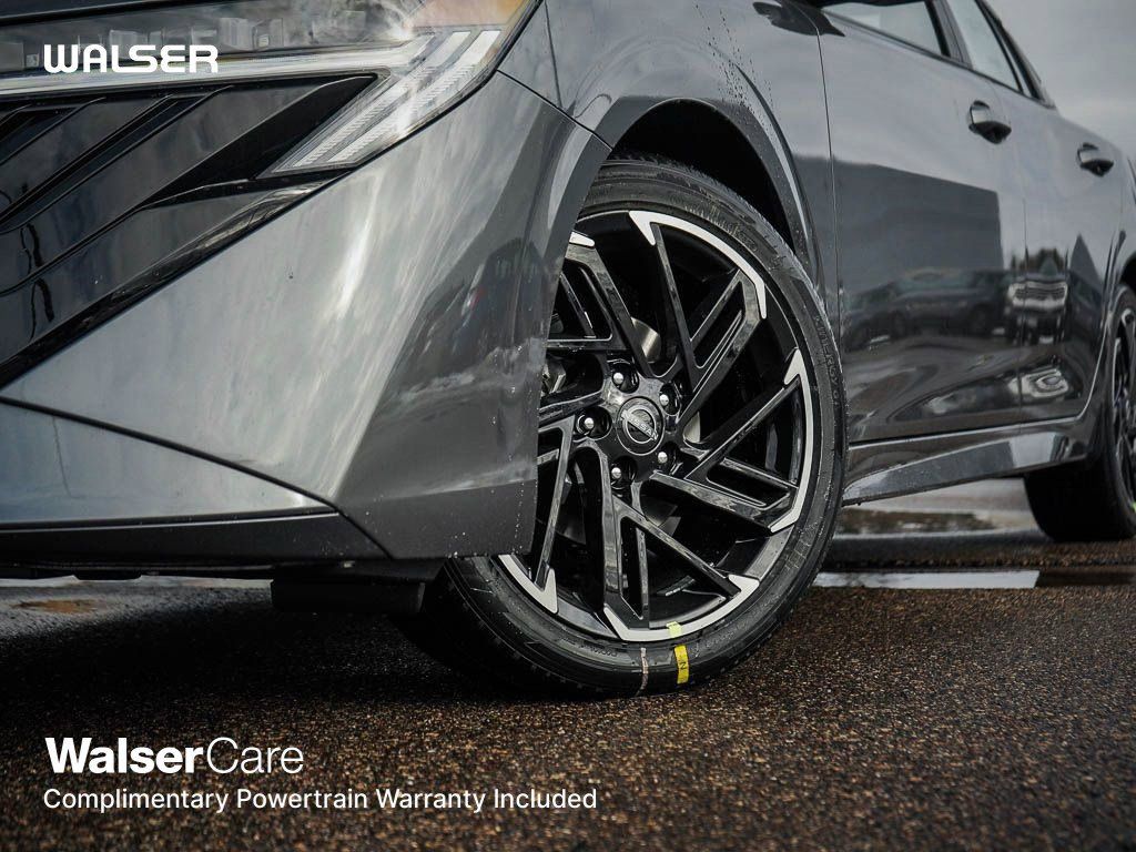 New 2026 Nissan Sentra SR w/ SR Premium Package FWD image 6