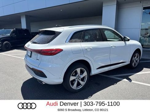 Used 2025 Audi Q5 Premium Plus w/ Premium Plus AWD/4WD image 4