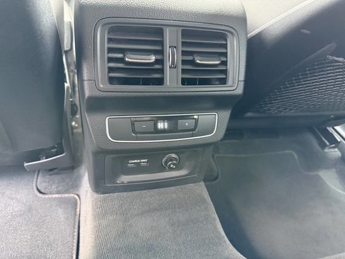 Used 2023 Audi Q5 2.0T Premium w/ Convenience Package image 14