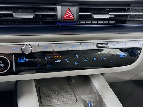 Used 2024 Hyundai Ioniq 6 SEL image 24