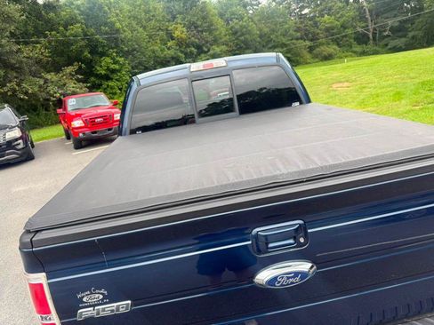 Used 2014 Ford F150 Lariat w/ Equipment Group 502A Luxury AWD/4WD image 8