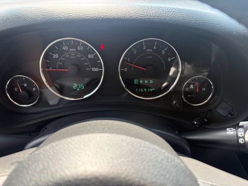 Used 2017 Jeep Wrangler Unlimited Sahara AWD/4WD image 27