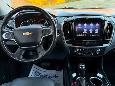Used 2020 Chevrolet Traverse Premier image 11