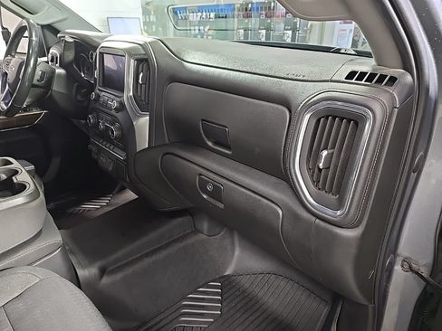 Used 2021 Chevrolet Silverado 1500 RST AWD/4WD image 29