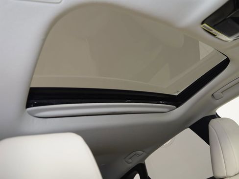 Used 2023 Lexus RX 350 Premium image 11