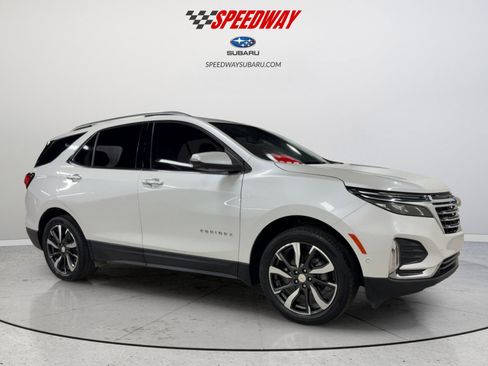 Used 2022 Chevrolet Equinox Premier image 12