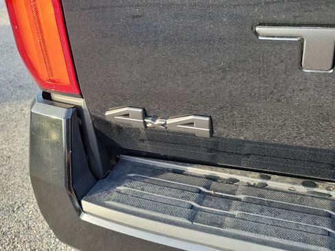 Used 2024 Toyota Tacoma SR5 image 19