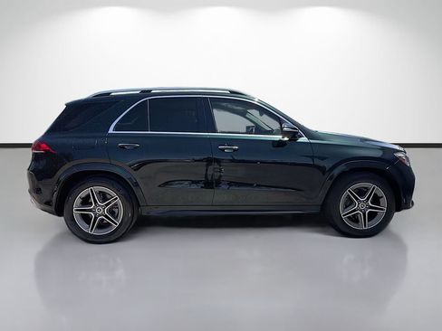 Used 2020 Mercedes-Benz GLE 350 w/ AMG Line Exterior image 2