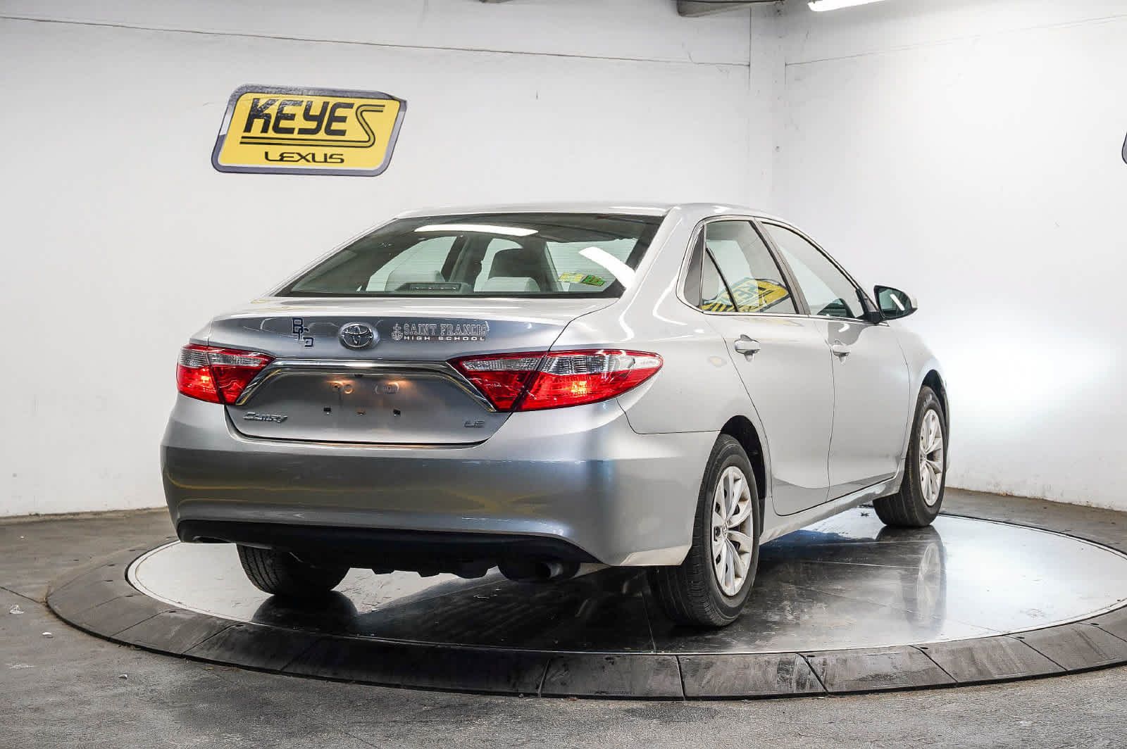 Used 2016 Toyota Camry LE FWD image 4